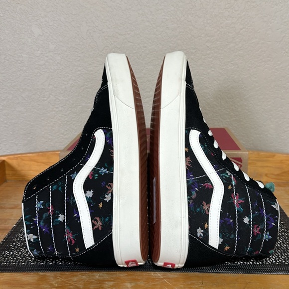 Vans Comfycush Sk8 Hi Fatal floral black men’s size 10.5 lightweight - Picture 6 of 9